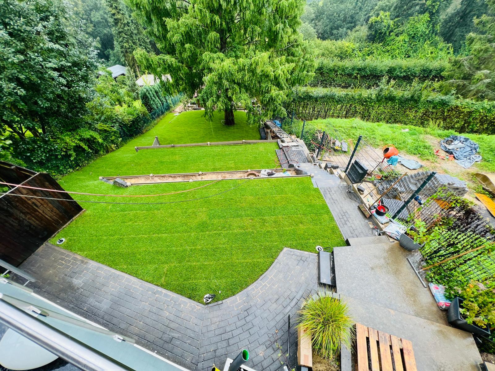 Garten- & Pflasterarbeiten — Gestaltung, Pflege & Sanierung Auszug